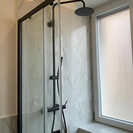 Apartment Family And Friends 1 ! *